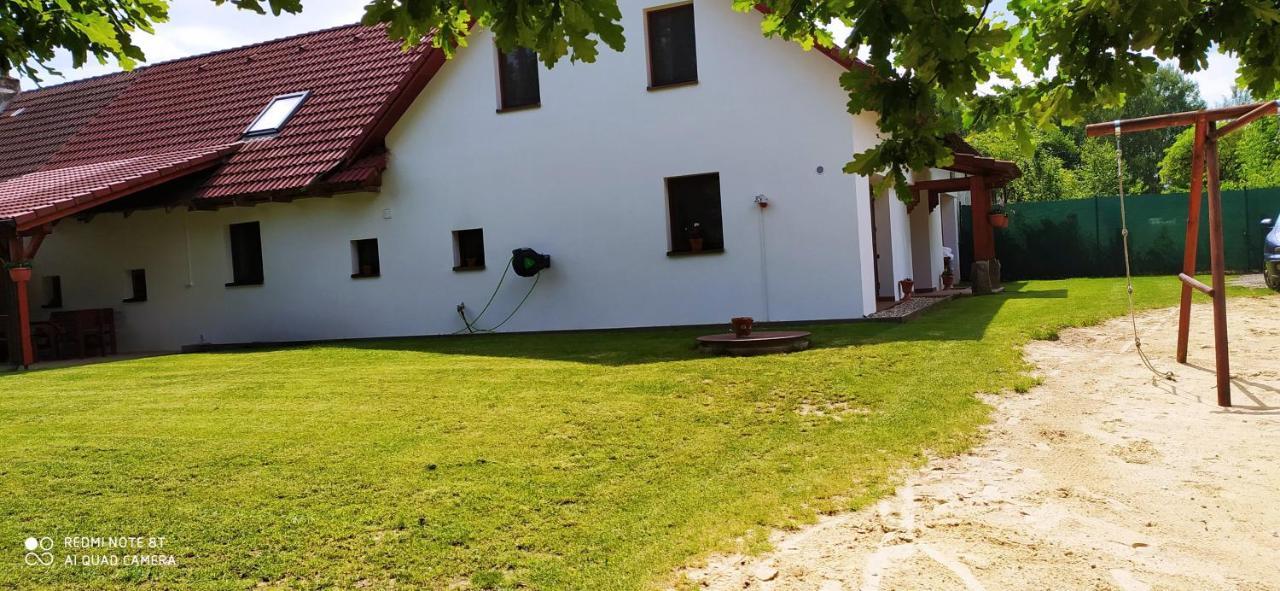 Apartmany Natalie Dvory nad Luznici Buitenkant foto