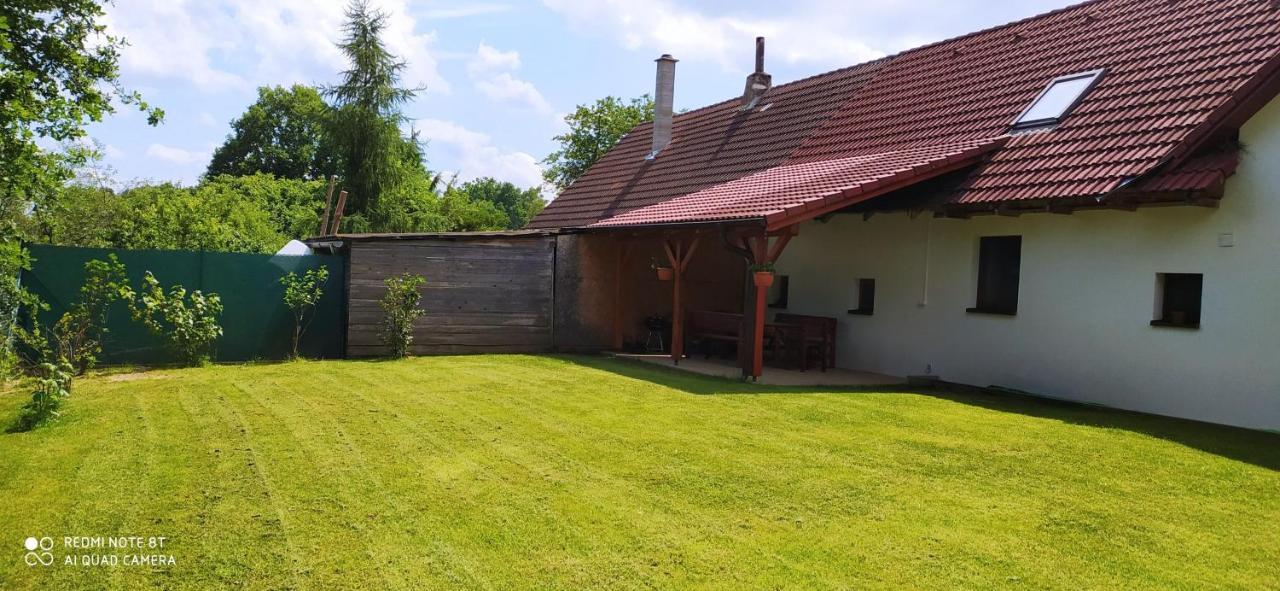 Apartmany Natalie Dvory nad Luznici Buitenkant foto