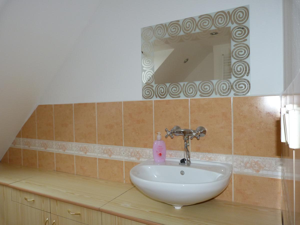 Apartmany Natalie Dvory nad Luznici Buitenkant foto